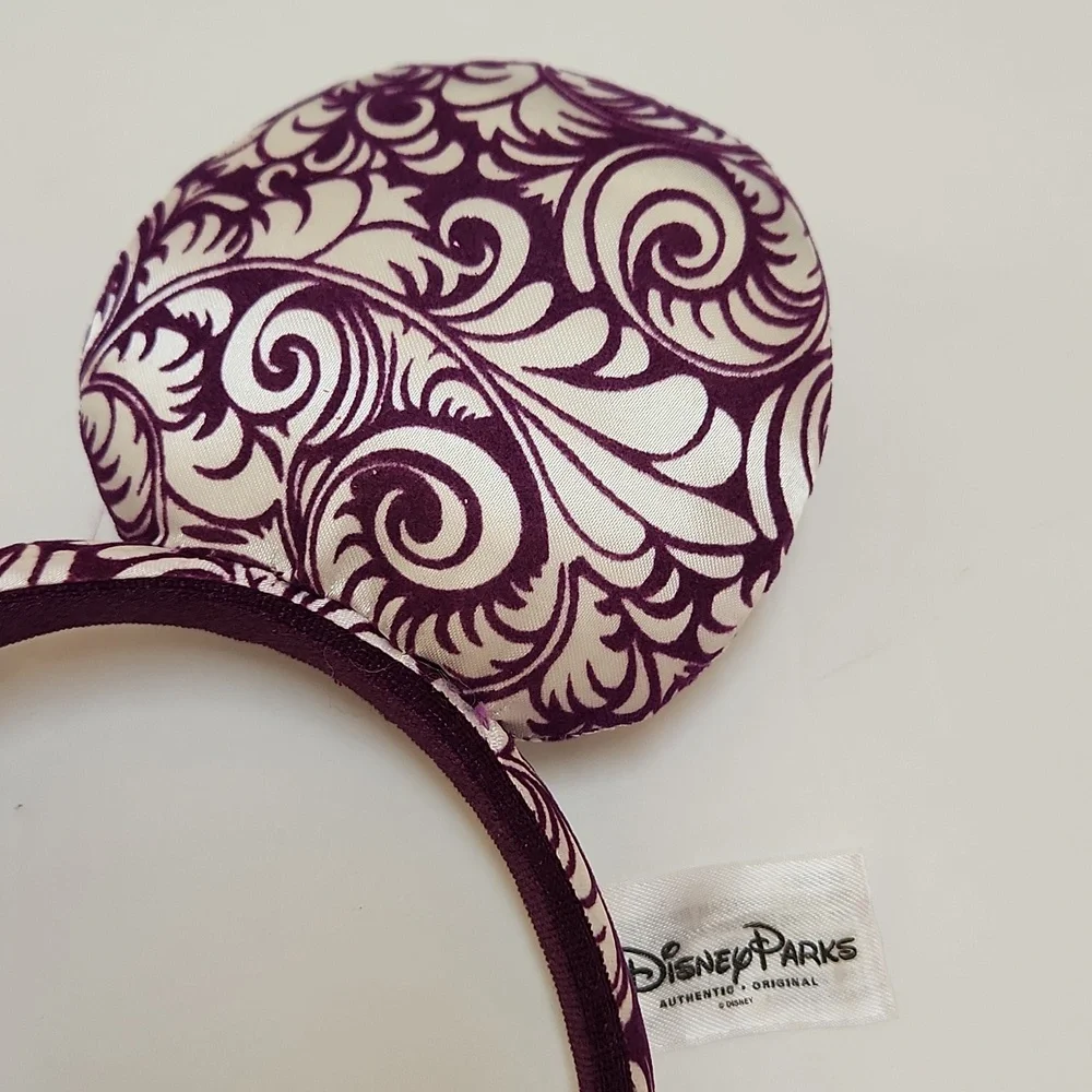 Disney Parks Purple Crown Feather Jubilee Mini Mouse Holiday Ears & bow